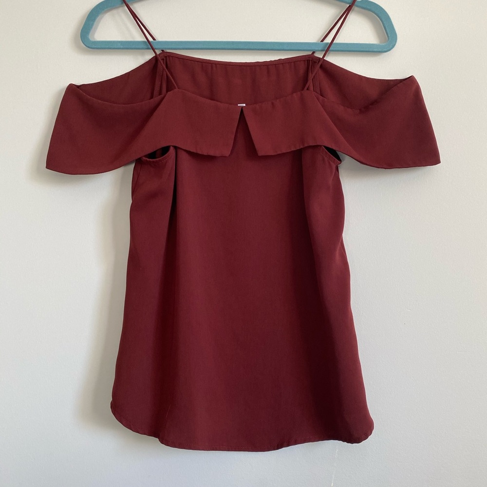 Off the shoulder top - Picture 3 of 3